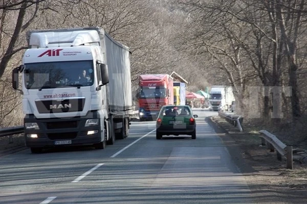 Следят под лупа 500 стоки, за да спрат опитите за източване на ДДС