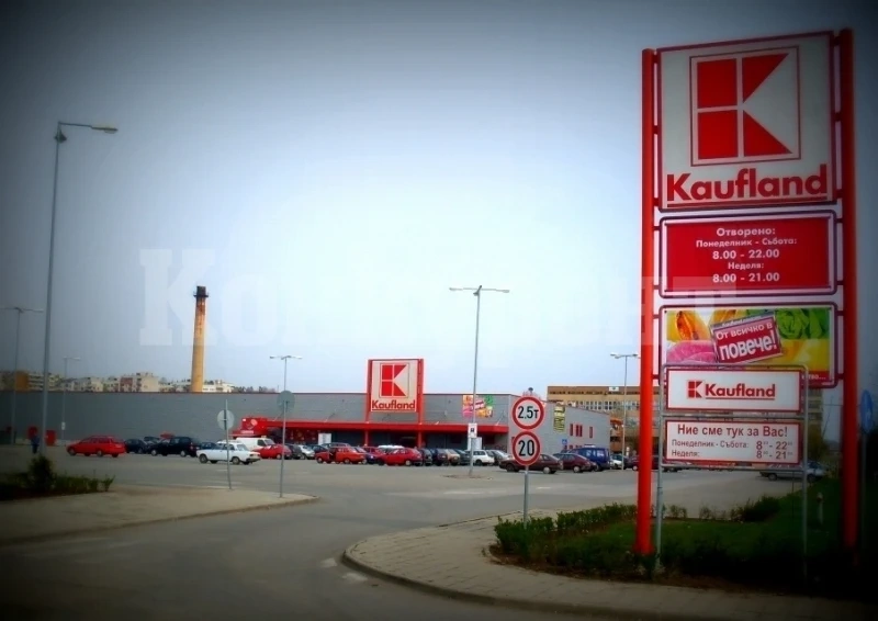 Спипаха крадла, задигнала мобилен телефон в района на „Кауфланд“ в Монтана