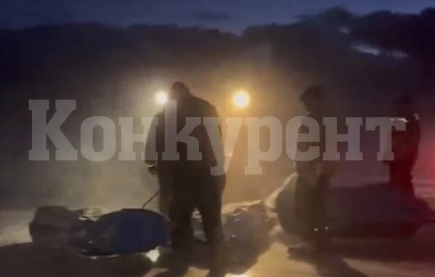 Спасиха 122-ма рибари, блокирани върху откъснал се леден блок в езеро