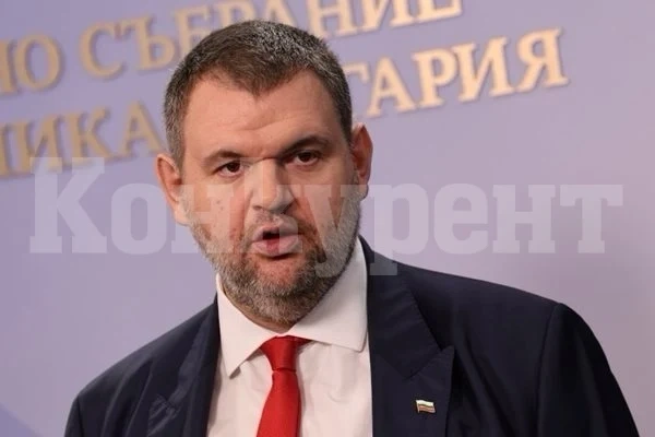 Пеевски: Ще подкрепим и двете кандидатури за КС, не искаме министри в изпълнителна власт