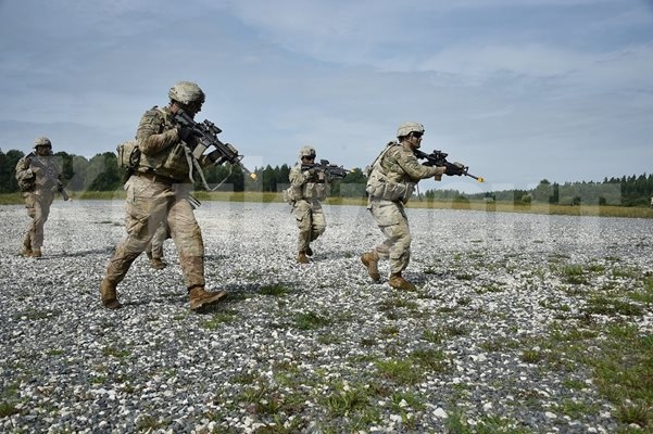 България е на 62-ро място в годишната класация на най-силните армии в ...