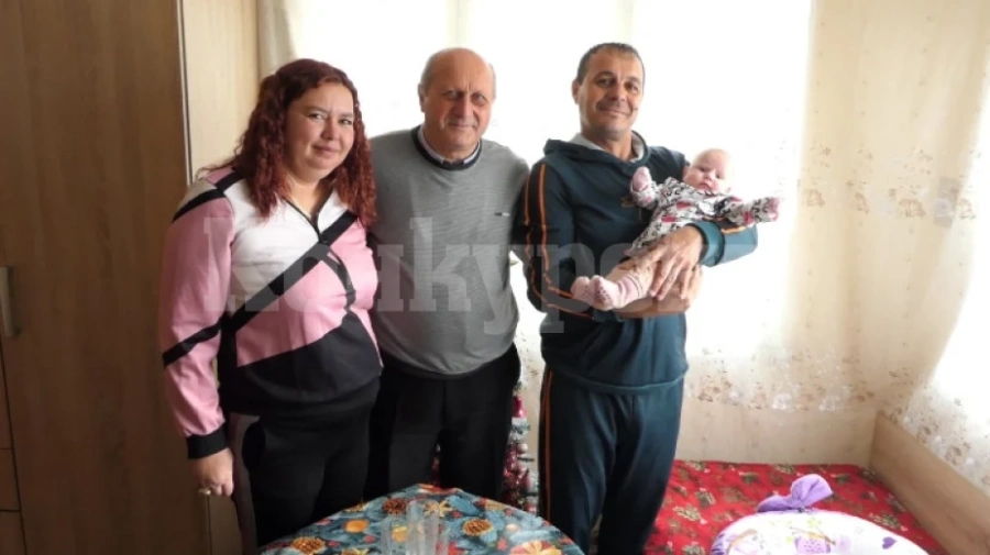 Повече от 10 години кметът на Градец дава от заплата си за всяко новородено дете