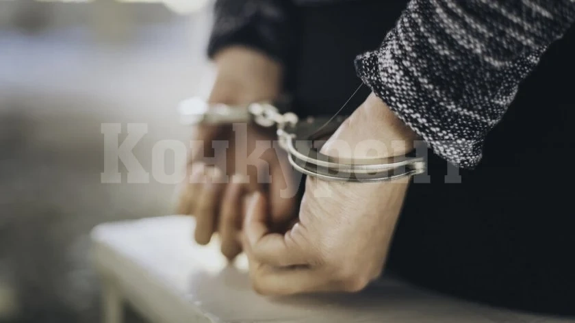 В ранни зори! 42-годишна направи цирк в магазин в Оряхово, грабна бутилка с ракия и…