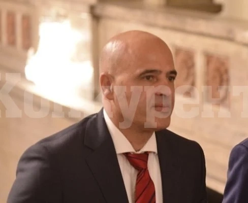 Македонският премиер: Няма сила, която да спре влизането ни в ЕС