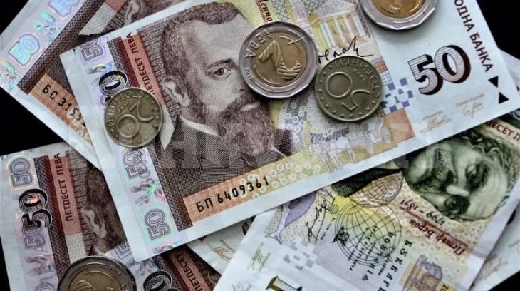 Дават поне 1400 лв. заплата и до 40 дни годишен отпуск, ето къде