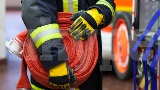 Видинските огнеборци гасиха къща, контейнер и запалени отпадъци