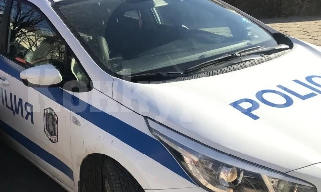 Двама пребили и ограбили мъж, задържаха ги