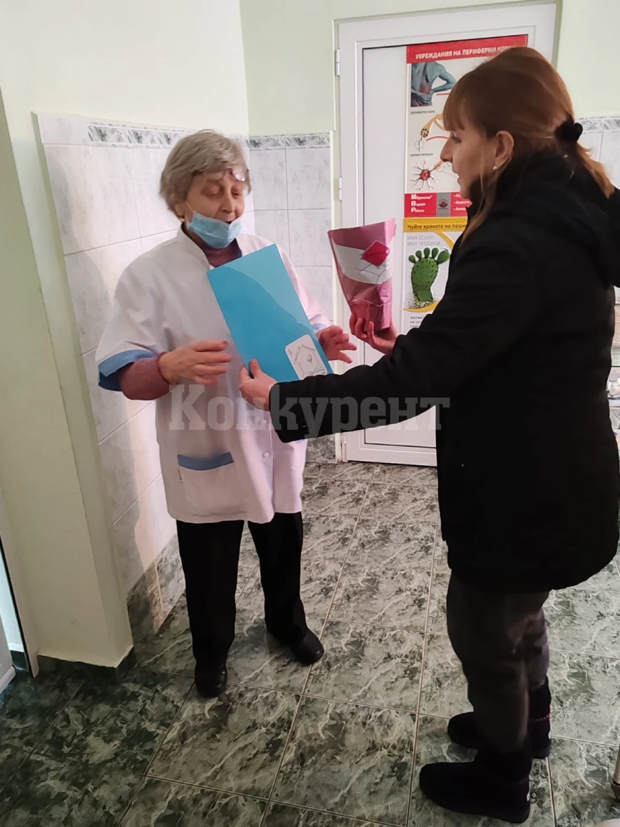 Община Мизия поздрави майките, родили през миналата година и медицинските специалисти по повод Бабинден