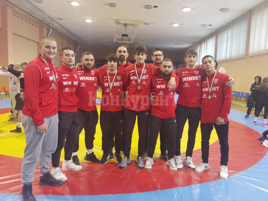 /Ботев-93/ отнова обра медалите от ДЛШ за юноши и девойки