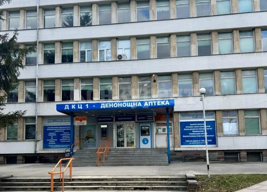 6 години от създаването си, отбеляза единствената в Северозападния регион денонощна аптека.