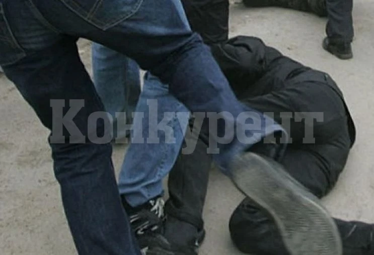 Двама пребиха свой съселянин във Врачанско