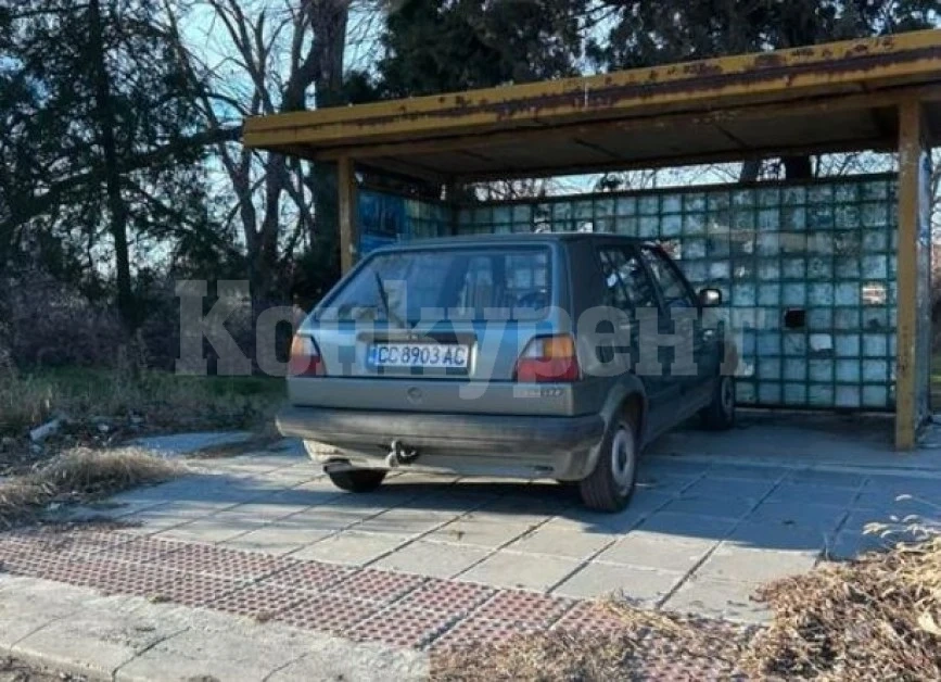 Мъж намери предназначение на ръждясала спирка в Силистра