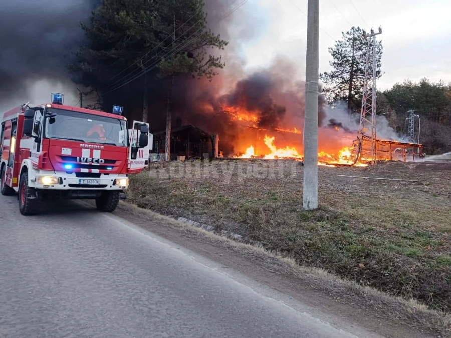 Гасиха пет пожара във Видинско