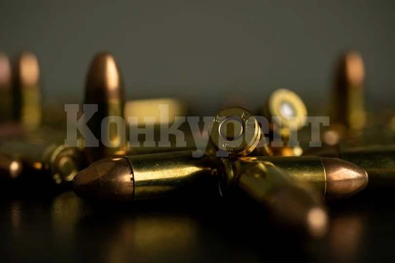 Откриха куп боеприпаси в дома на 31-годишен