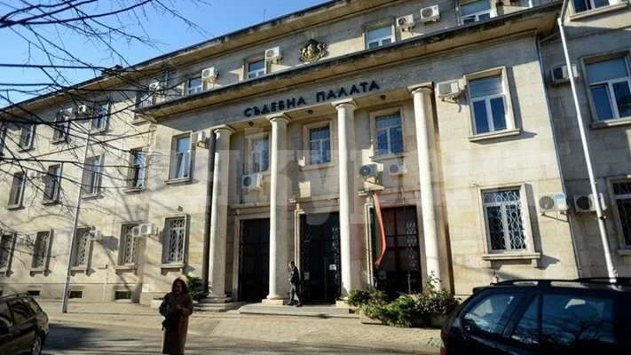 Осъдиха участници в организирана престъпна група, занимаваща се с наркоразпространение
