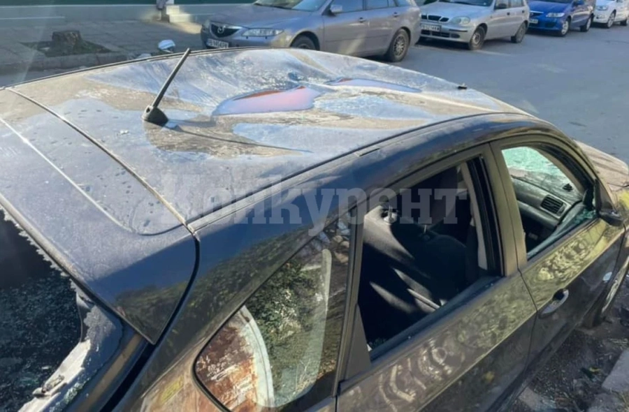 Арестуван е мъж, потрошил с камъни две коли във Вършец