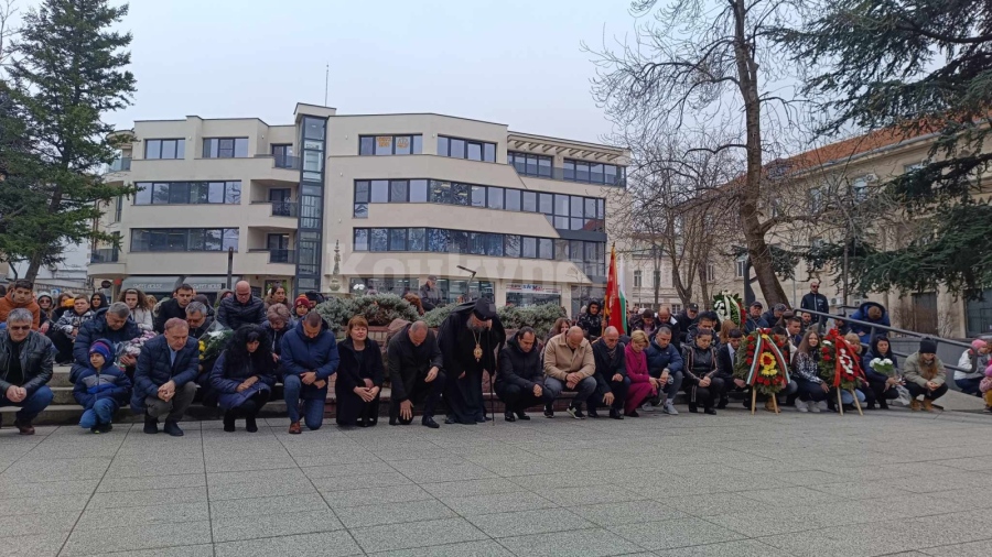 Враца се преклони пред паметта на Апостола СНИМКИ и ВИДЕО