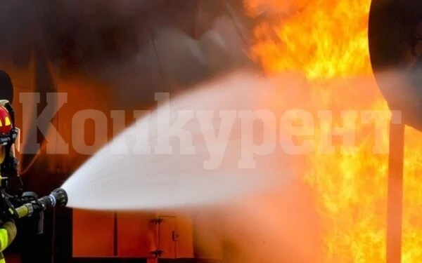 Горя павилион за бързо хранене в монтанско село