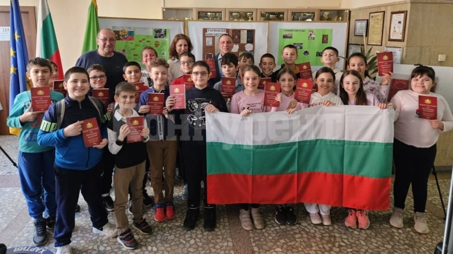 Ученици подредиха изложба в Берковица