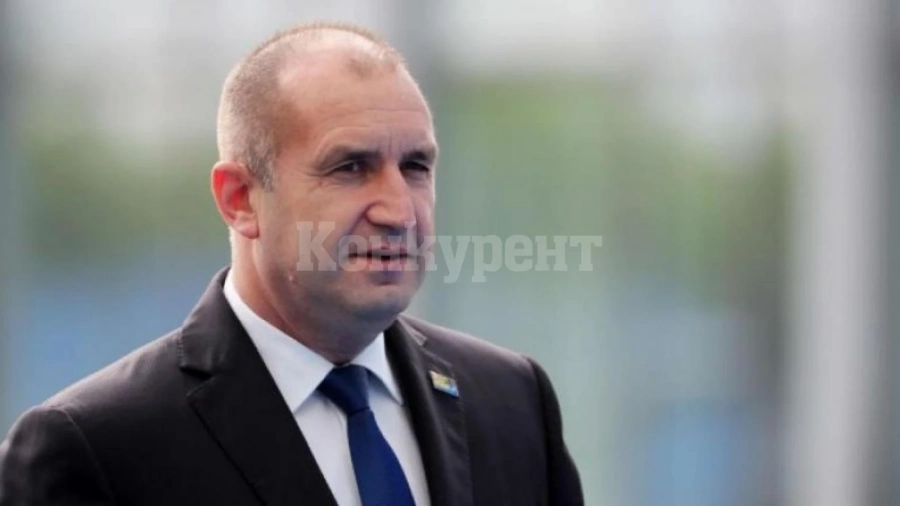 Президентът Радев по повод 3 март: Горд съм да видя толкова много родолюбиви българи