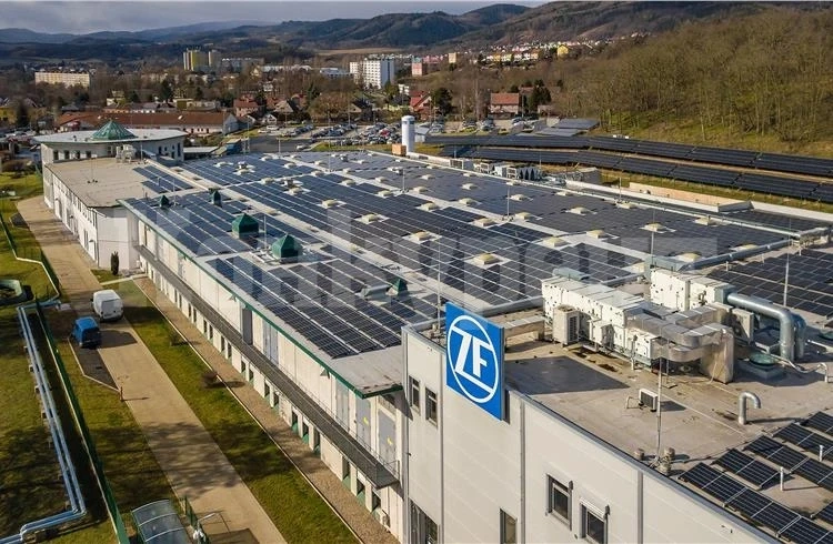 Първата фабрика на ZF с нулеви емисии вече работи