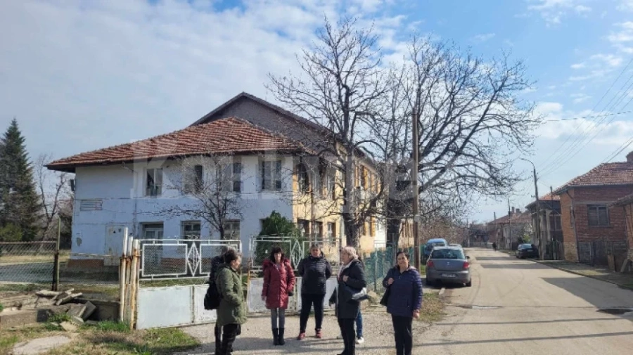 Шивачки излязоха на протест в Кула заради неизплатени заплати