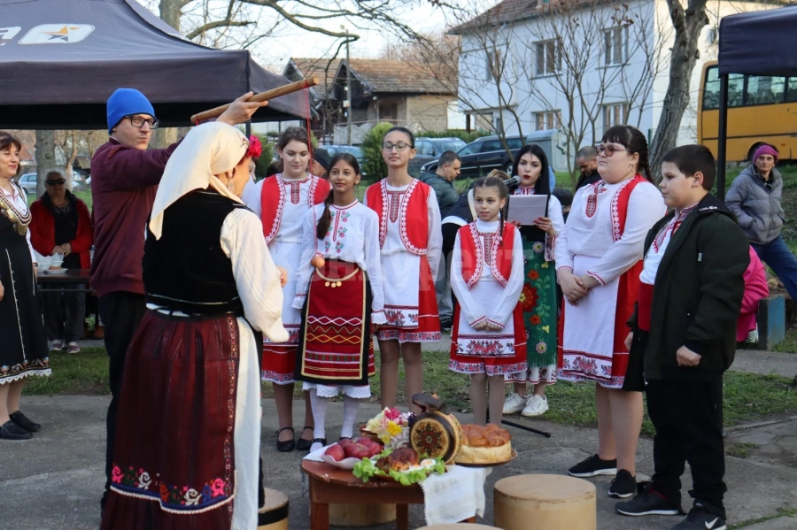 Отбелязаха Сирни Заговезни в Община Козлодуй СНИМКИ