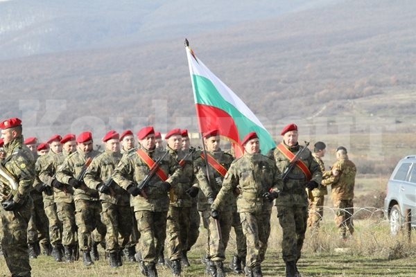 Търсят войници за поделението във Враца