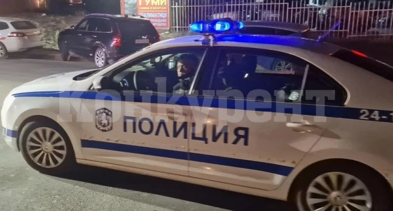 Хванаха 10-годишно момиче да краде от съблекалнята на волейболен клуб