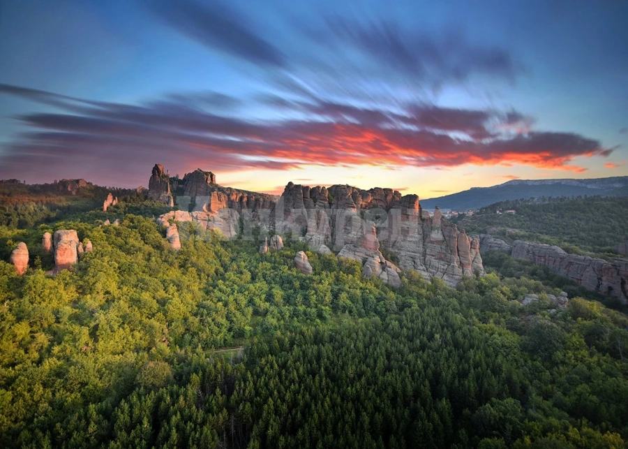 Вълшебни кътчета в България сбъдват желания и лекуват