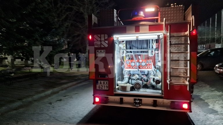 Тежка смяна за пожарникарите във Видин