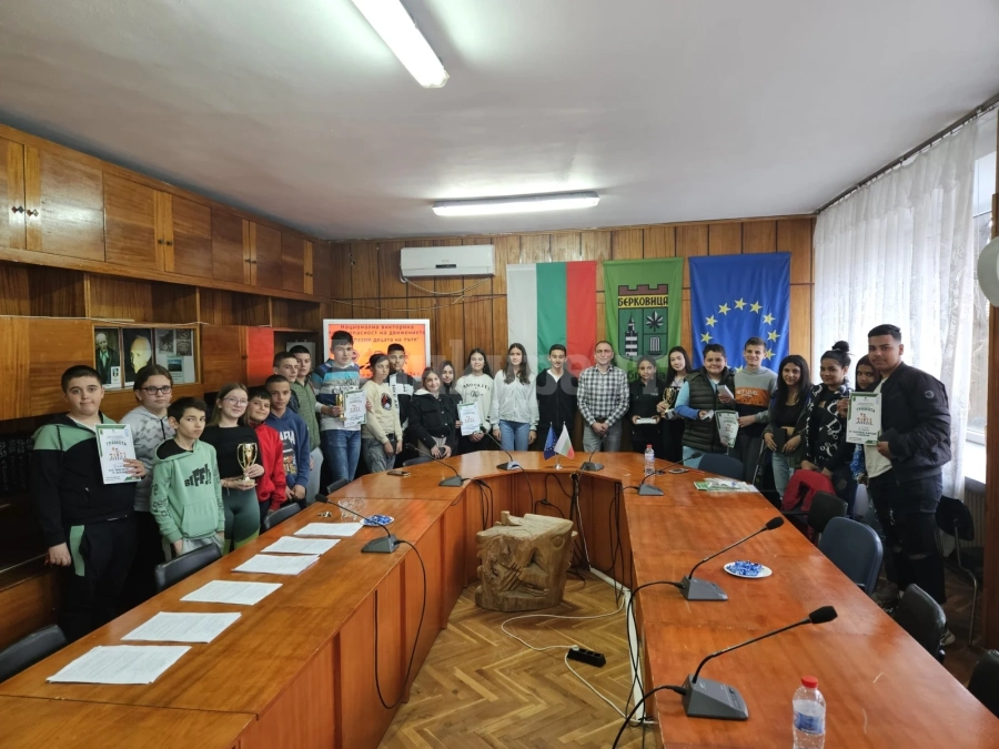 Община Берковица проведе общински кръг на викторина „Да запазим децата на пътя” – 2024 СНИМКИ