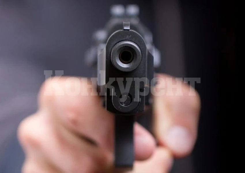 Стрелба в начално училище, има ранени
