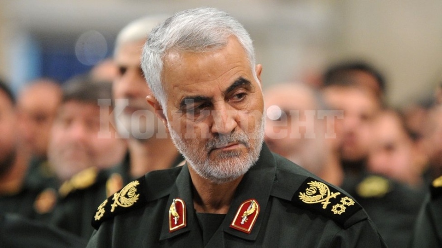 Хиляди присъстваха на погребението на ирански генерал, убит при удара в Дамаск