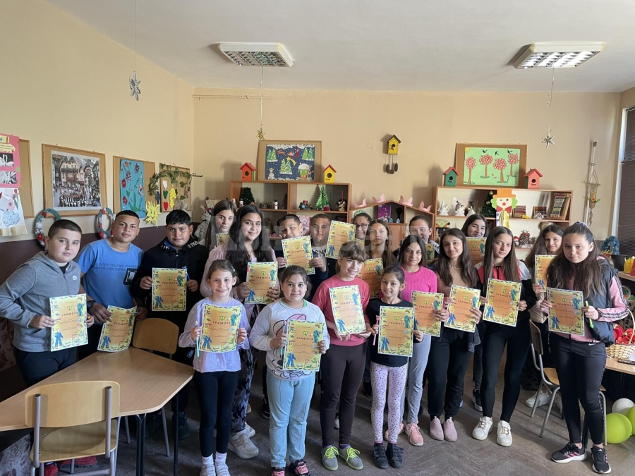 Кметът на Община Борован награди победителите в конкурса за рисунка на тема ‘’Аз обичам гората‘’ СНИМКИ