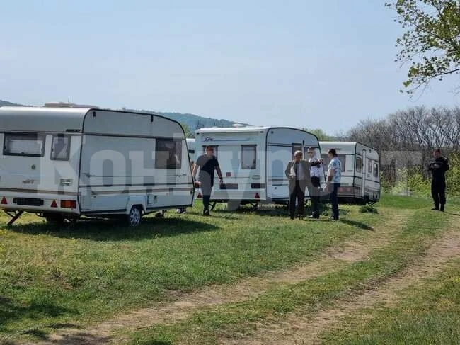 Започнаха проверките край залива Вромос за незаконно разположени каравани