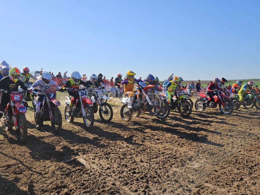 131 мотористи се събраха на атрактивно състезание край село Лехчево