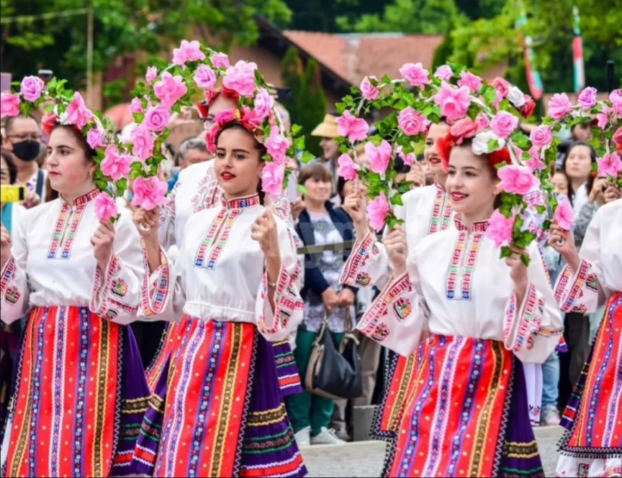 Почивките за Великден са резервирани във „Флора турс“ СНИМКИ