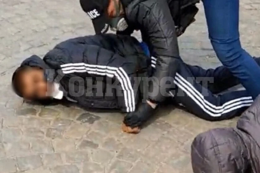 Двама пребиха съсед в ромската махала в Монтана, задържани са
