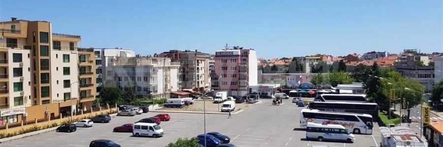 Паркирането в синята и зелената зона в Поморие е безплатно от 1-ви до 6 май