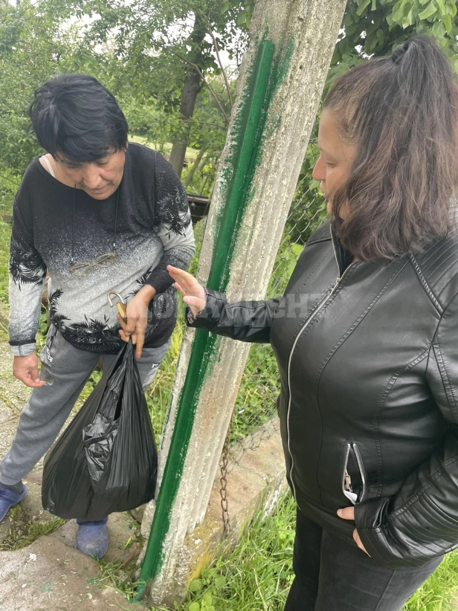 Кметът на Община Борован Иван Костовски раздаде хранителни продукти на нуждаещите се СНИМКИ