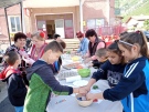 Над 30 деца боядисваха яйца в квартал Бистрец СНИМКИ