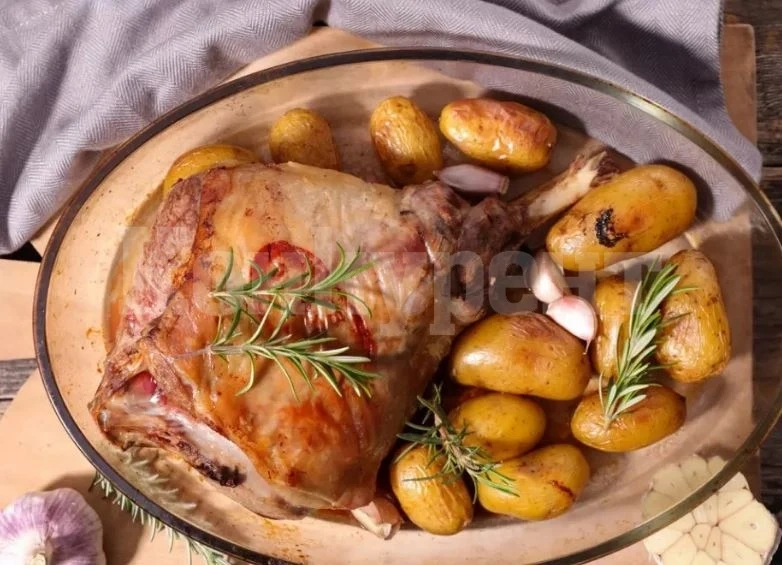 Най-вкусното печено агне за Гергьовден се прави по тази стара българска рецепта