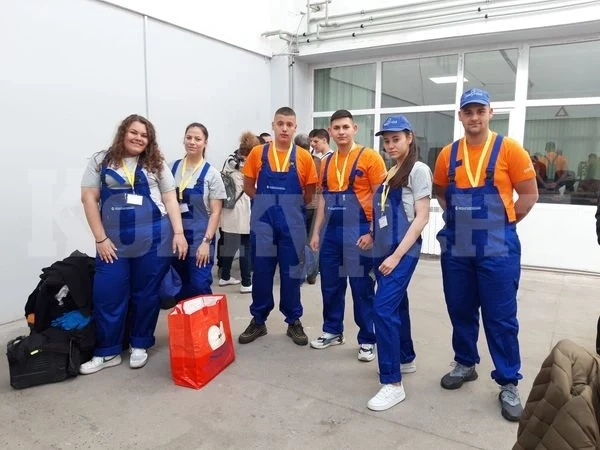 Отбори от ядрената гимназия в Козлодуй участваха в конкурс