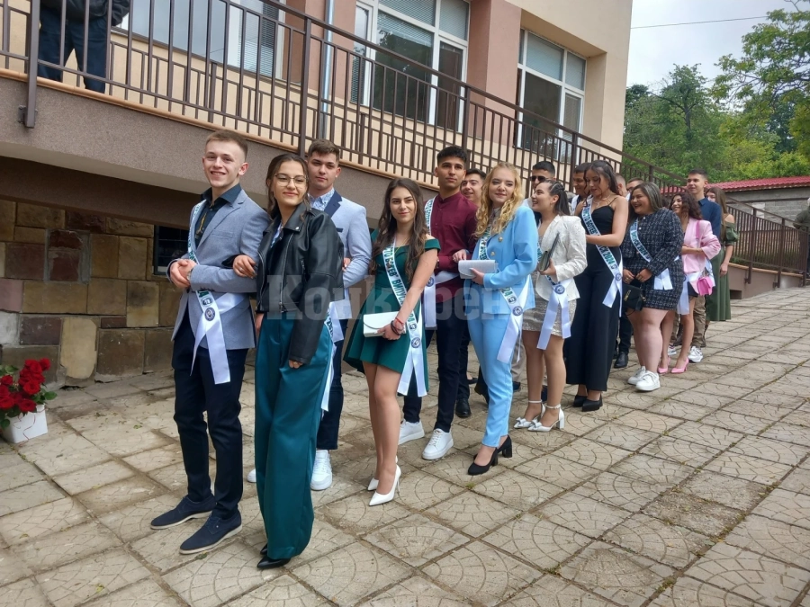 Удари последният звънец за абитуриентите на Белоградчик