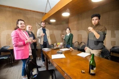 „Приказоразказвачи“ е най-новото заглавие в репертоара на Врачанския театър