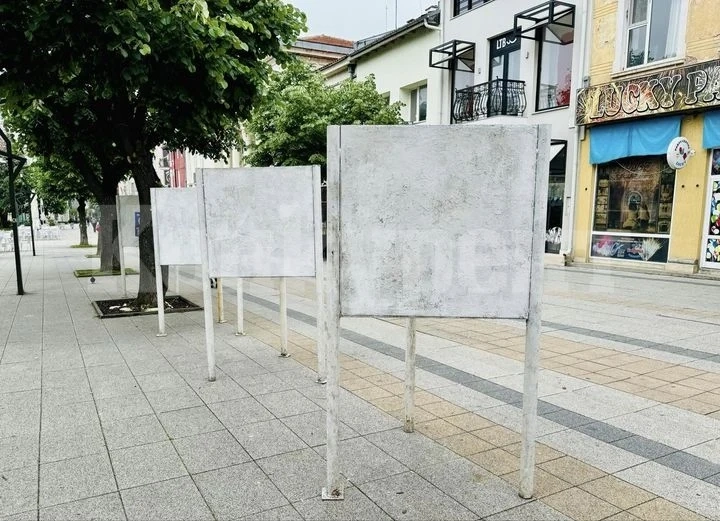 НЕ на плакатната война - мисията може би е възможна във Враца?