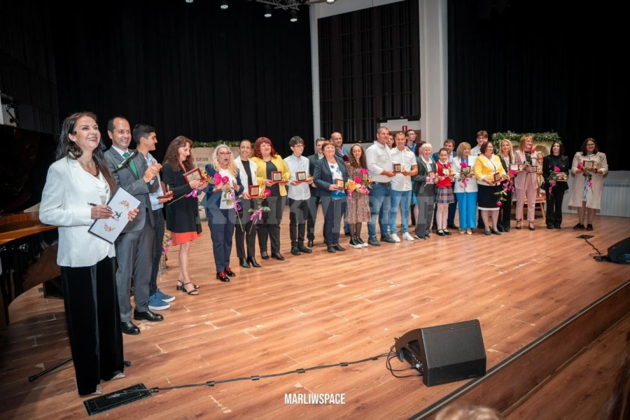 Враца отличи най-добрите в образованието и културата СНИМКИ