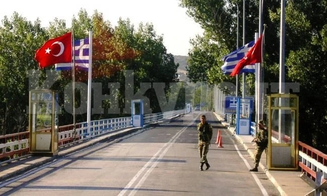Интензивен е трафикът за товарни автомобили на някои от граничните пунктове с Румъния, Гърция и Турция