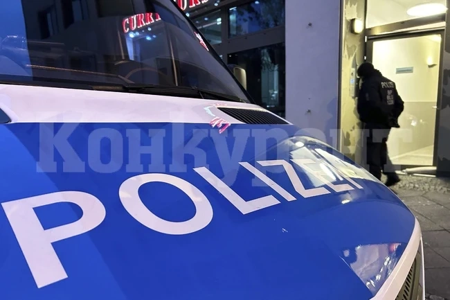 Политик от германската Зелена партия бе нападнат и леко ранен по време на предизборна проява